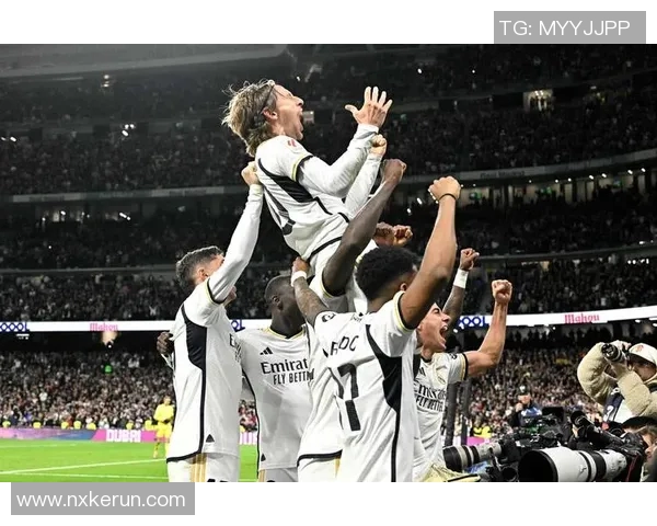 马德里德比巴萨告负，皇马1-0力压马竞登顶积分榜