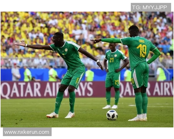 克鲁伊维特与巴西足球传奇对决的历史回顾与精彩瞬间分析 克鲁伊维特与巴西足球传奇对决的历史回顾与精彩瞬间分析