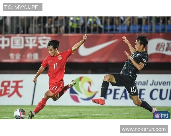 2017年中国男足与韩国男足激战回顾与精彩瞬间分析